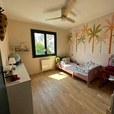 Semesterbostad Maison Jane. Jardin Terrasse *